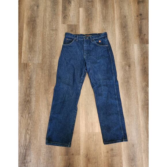 Wrangler FR Flame Resistant men's 32x30 jeans dark wash Relaxed - Picture 1 of 8